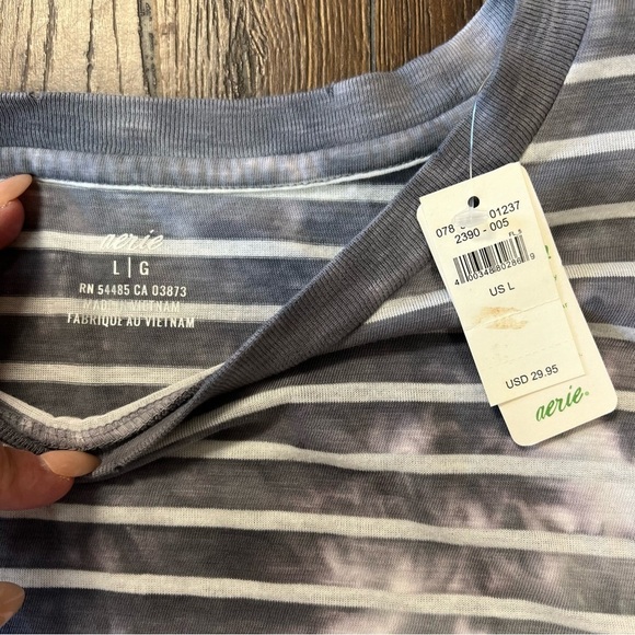 🆕 American Eagle bleached tee SZ LG - Picture 3 of 4